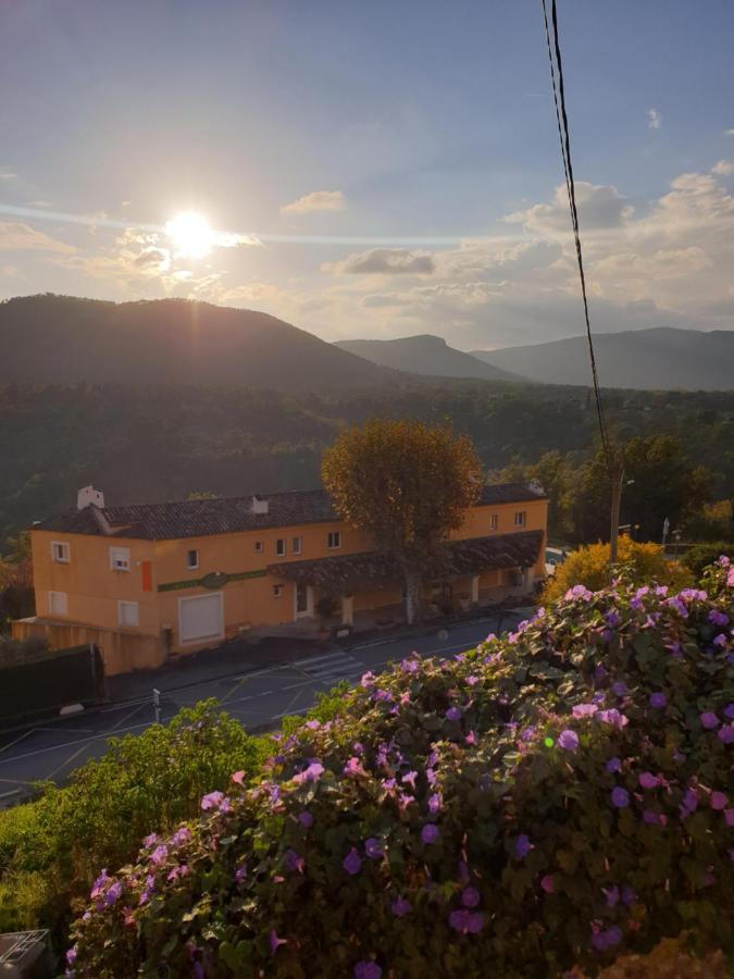 Au Relais Provencal Otel Bagnols-en-Forêt Dış mekan fotoğraf