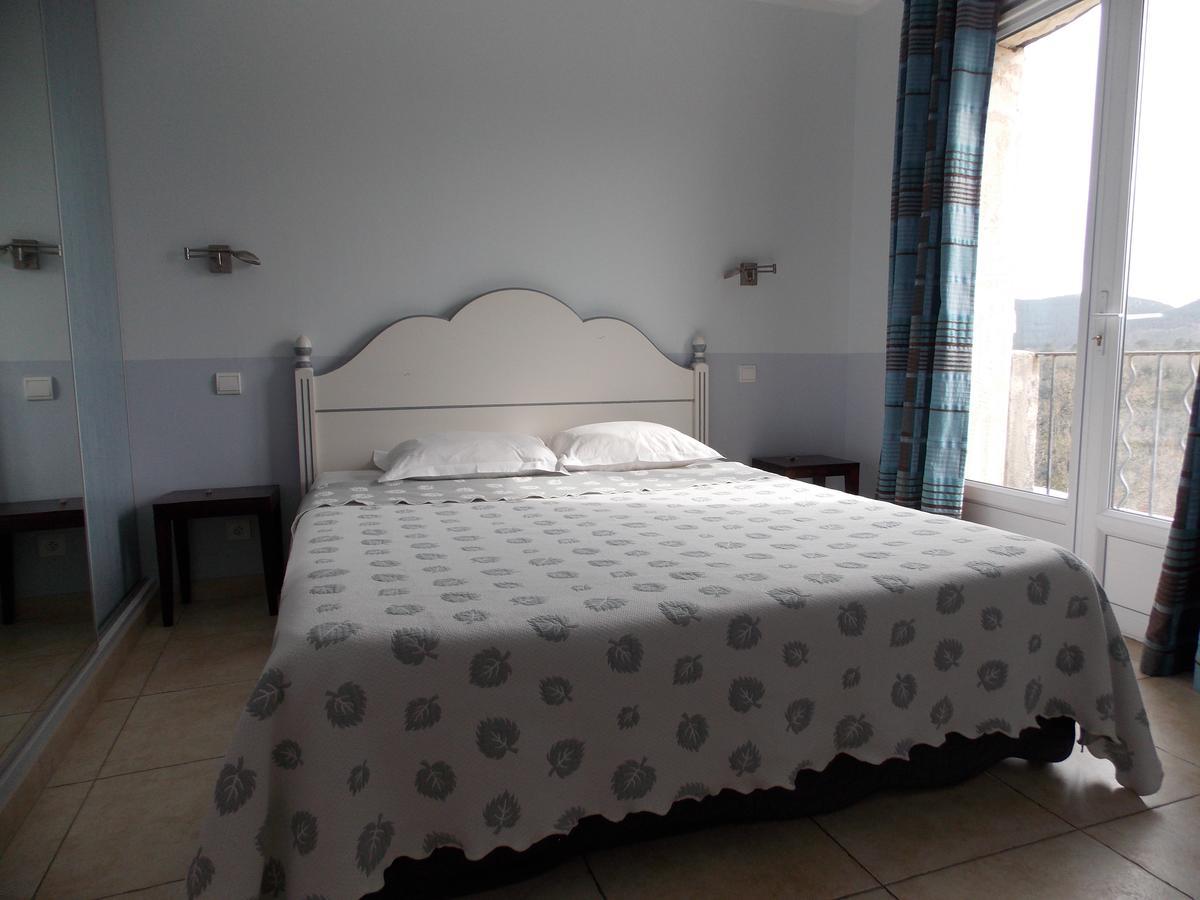 Au Relais Provencal Otel Bagnols-en-Forêt Dış mekan fotoğraf
