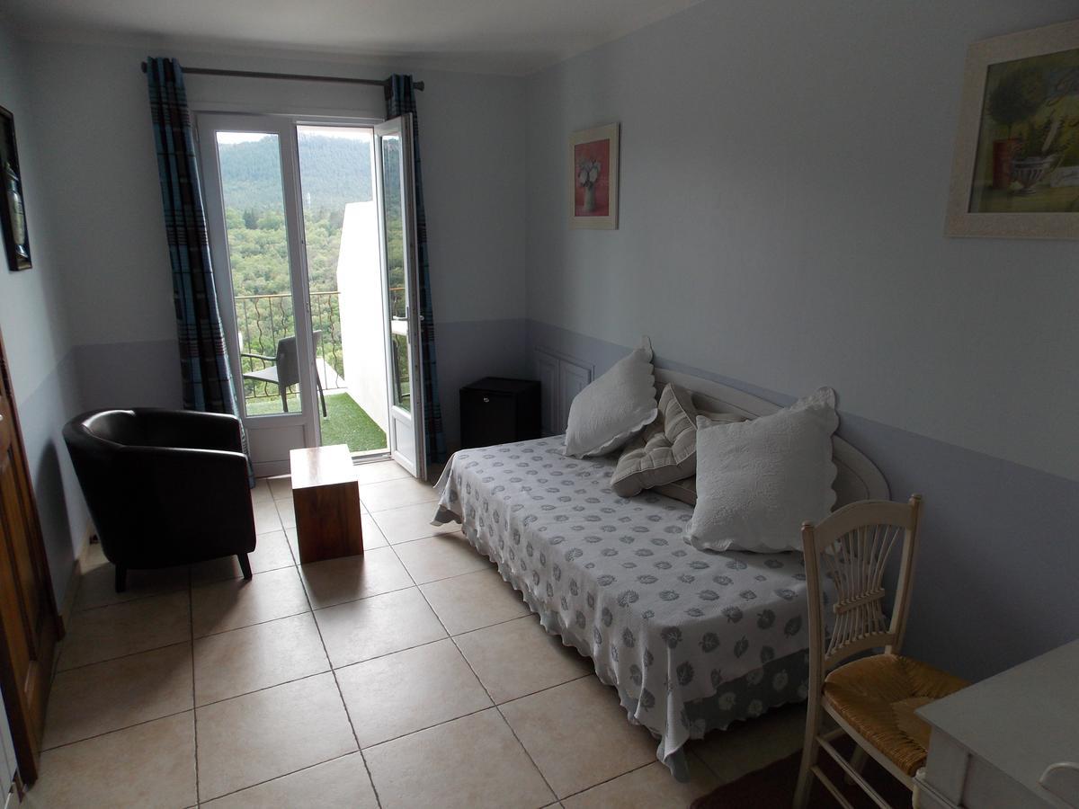 Au Relais Provencal Otel Bagnols-en-Forêt Dış mekan fotoğraf