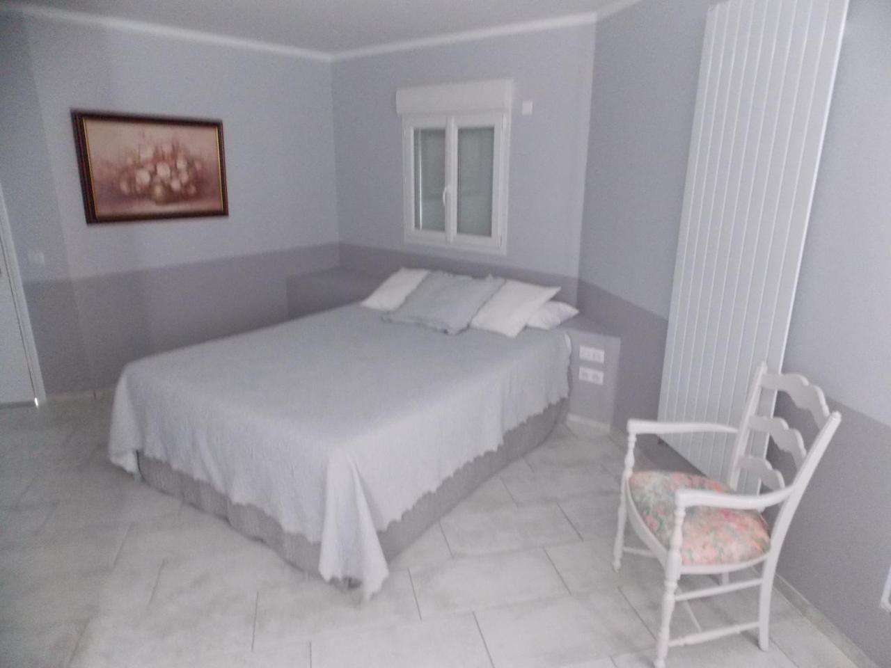 Au Relais Provencal Otel Bagnols-en-Forêt Dış mekan fotoğraf